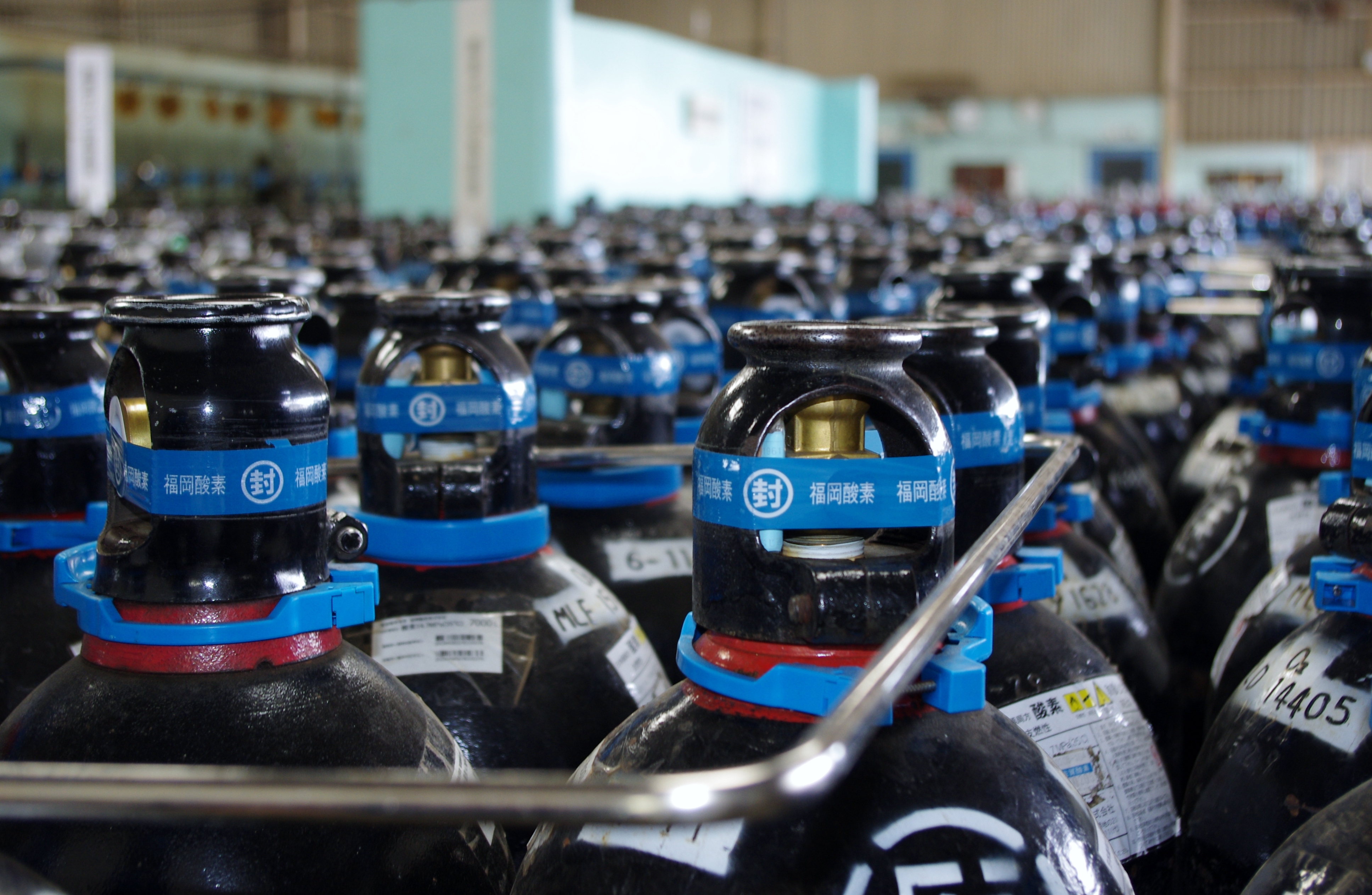 九州の高圧ガスなら福岡酸素！