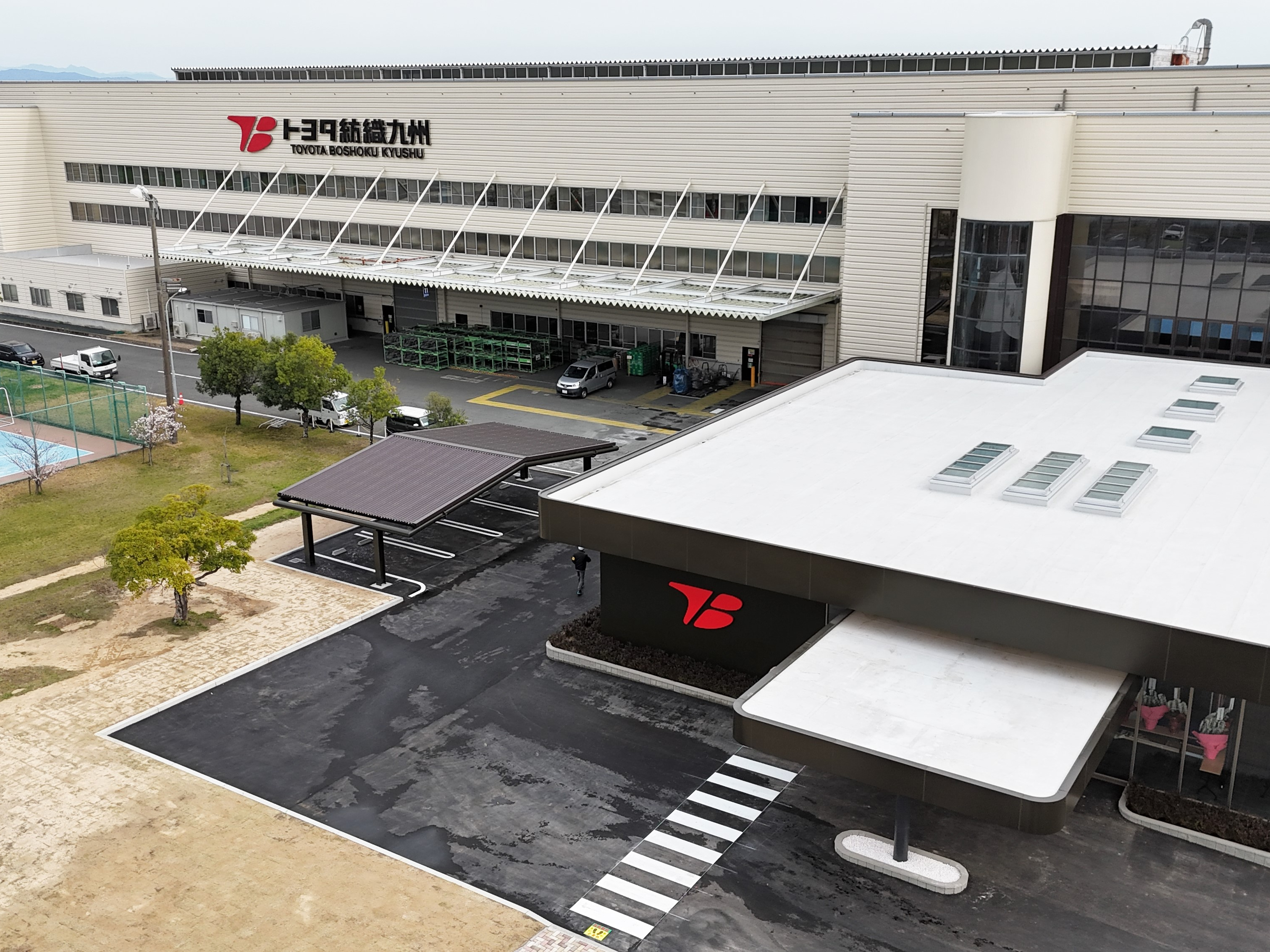 トヨタ紡織九州株式会社写真１
