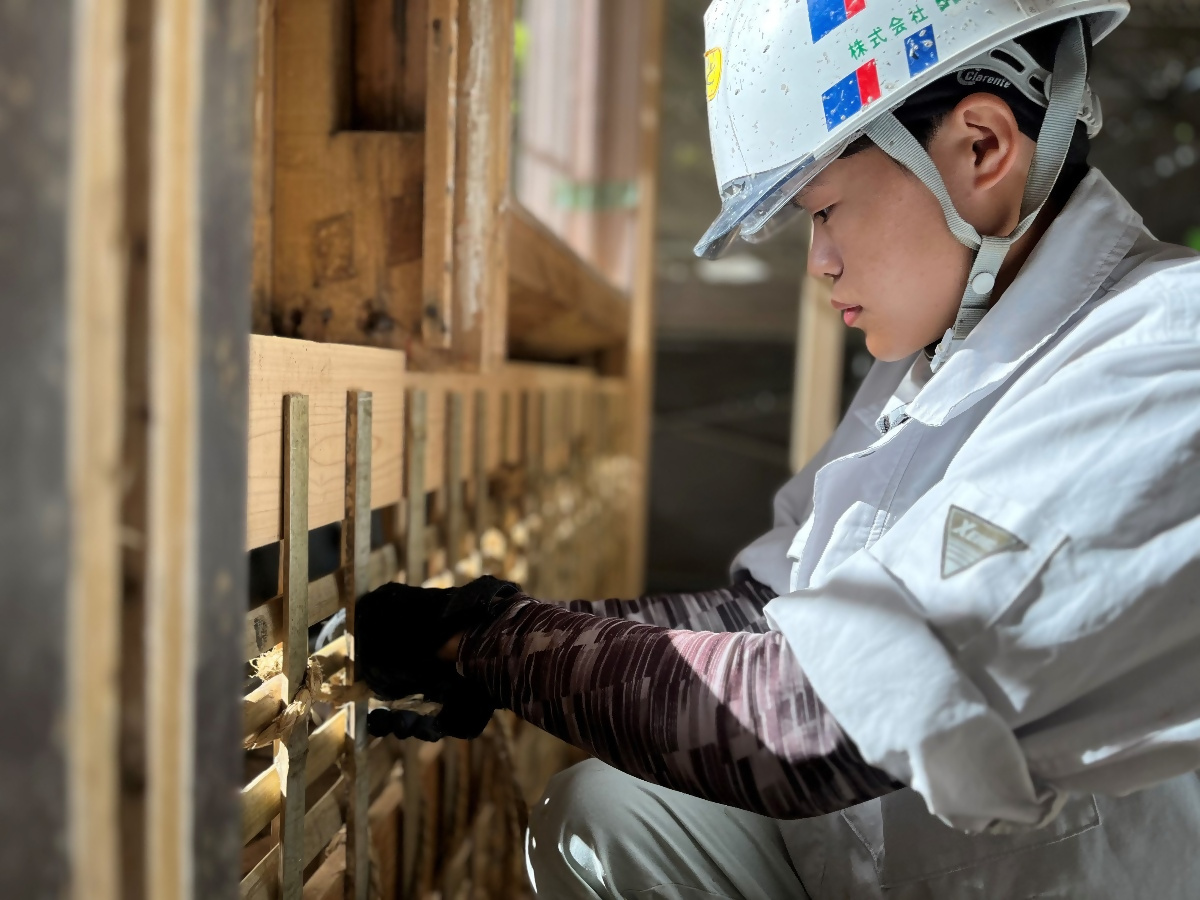 株式会社諸泉写真３