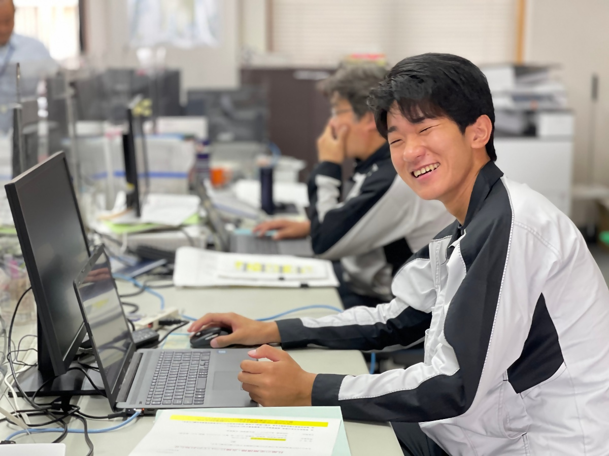 株式会社東和写真３